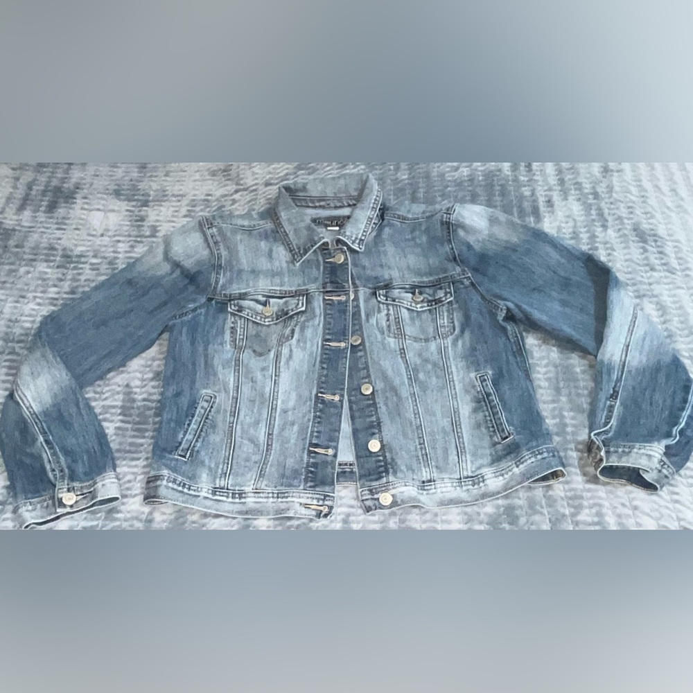 Maurices Light Blue Women's Jean Jacket